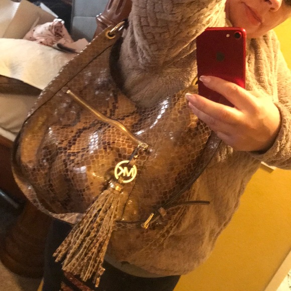 Michael Kors snake hobo handbag & matching wallet - Picture 2 of 7